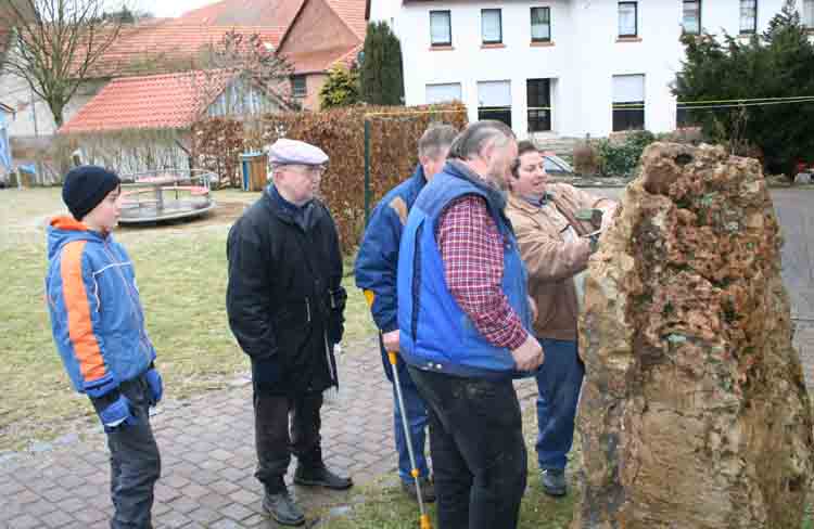18_02_2006Gedenkstein 004NET