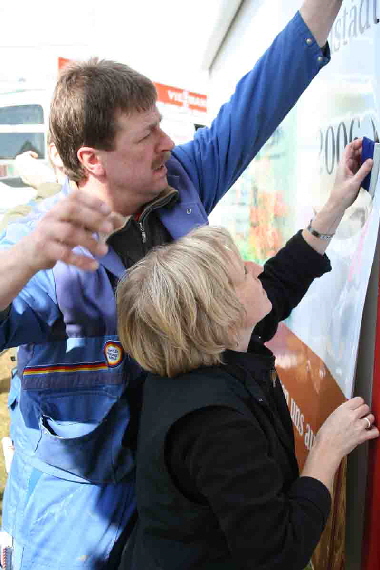 25_03_20061175Werbung 017.lnk