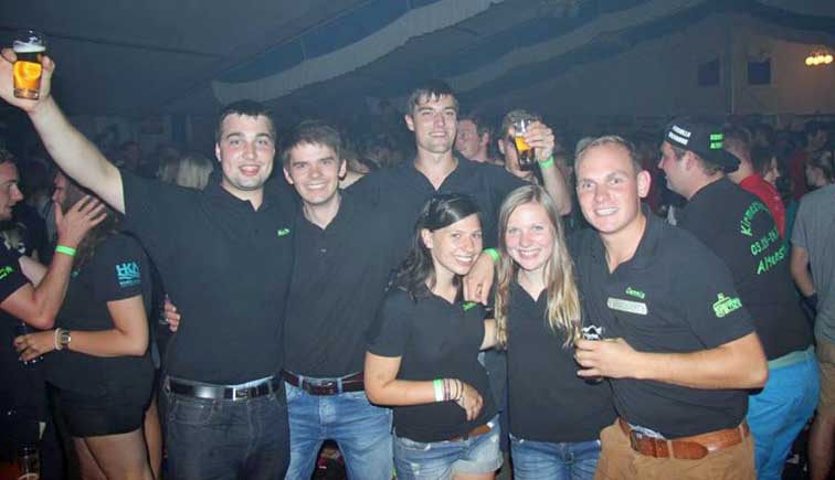 KirmesteamRoehrenfurt